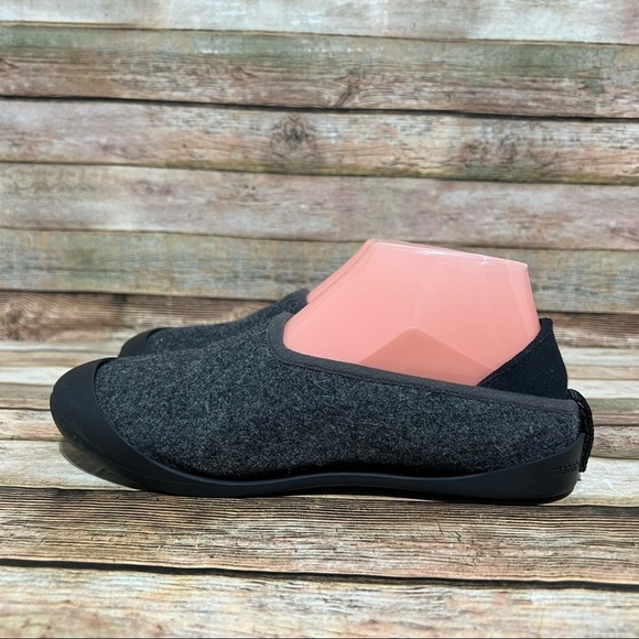 Mahabis Grey Wool Slippers - Picture 1 of 7